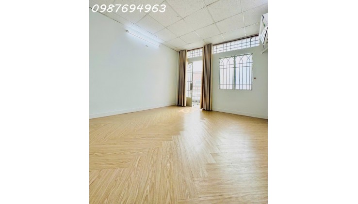 Q8 NHÀ NHỎ ĐẸP VỊ TRÍ ĐÔNG ĐÚC KẾ KDC BÙI MINH TRỰC THUẬN TIỆN DI CHUYỂN QUA QUẬN 1510 3.xT